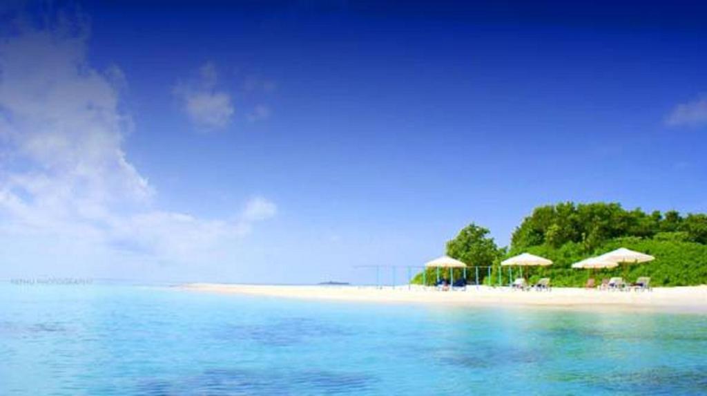 Local Island Inn Hangnaameedhoo Exteriör bild