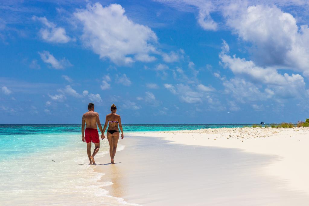 Local Island Inn Hangnaameedhoo Exteriör bild
